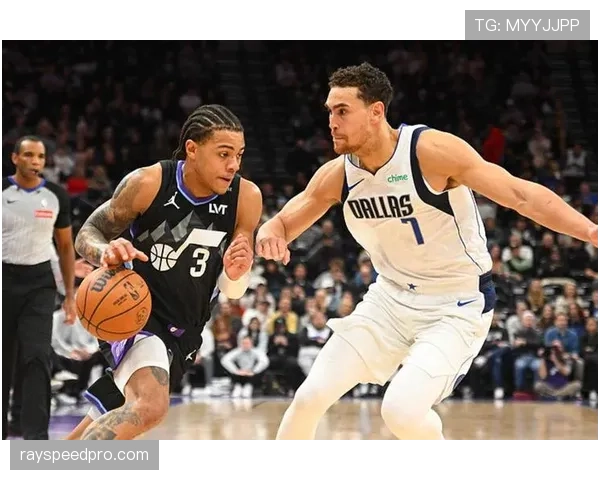 赛事通讯：爵士与开拓者鏖战双加时，共计六名球员得分30+